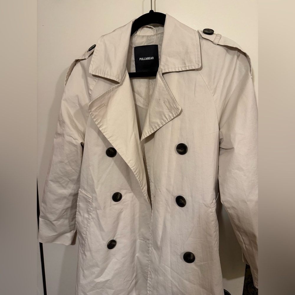 Pull&Bear trench coat // EUC // XS - Picture 5 of 8